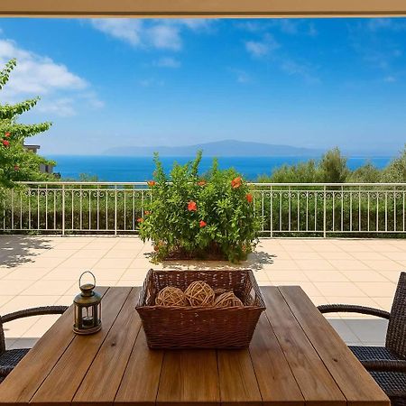 Villa Aigli Fully Equipped Getaway - Seaview Lux Retreat Kalamata Esterno foto