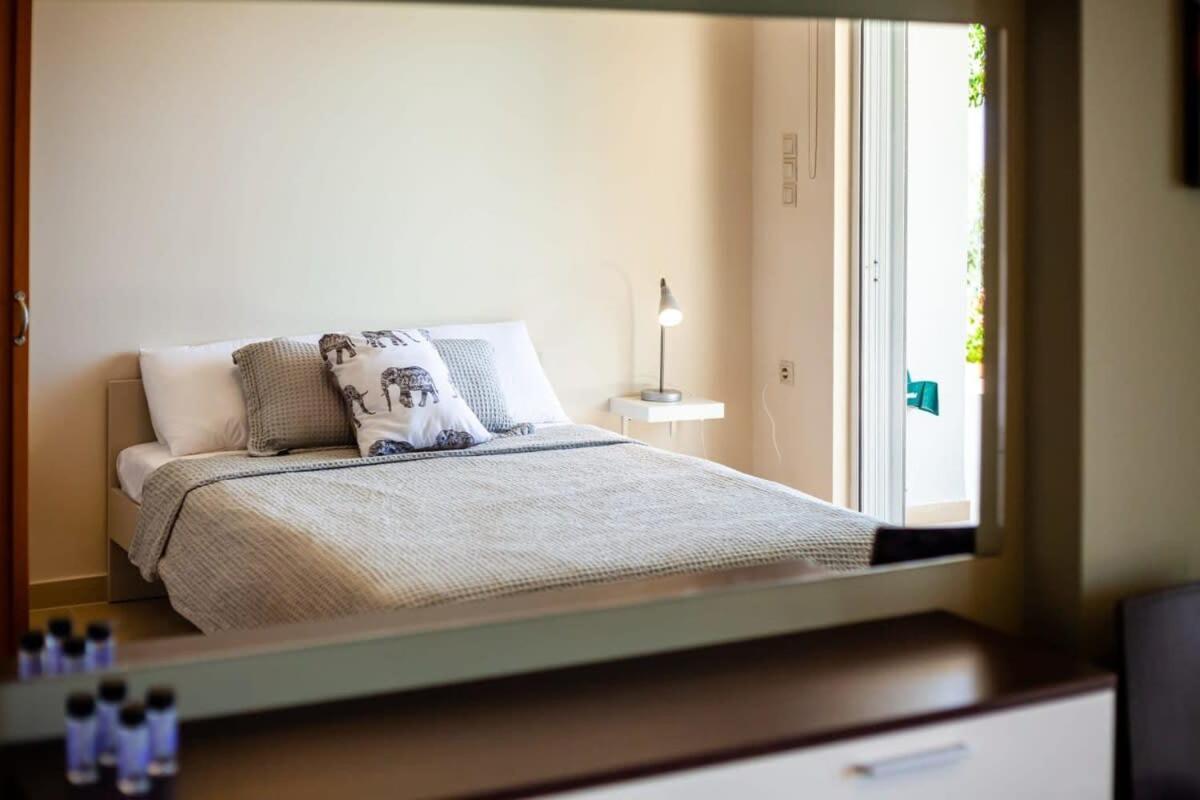 Villa Aigli Fully Equipped Getaway - Seaview Lux Retreat Kalamata Esterno foto