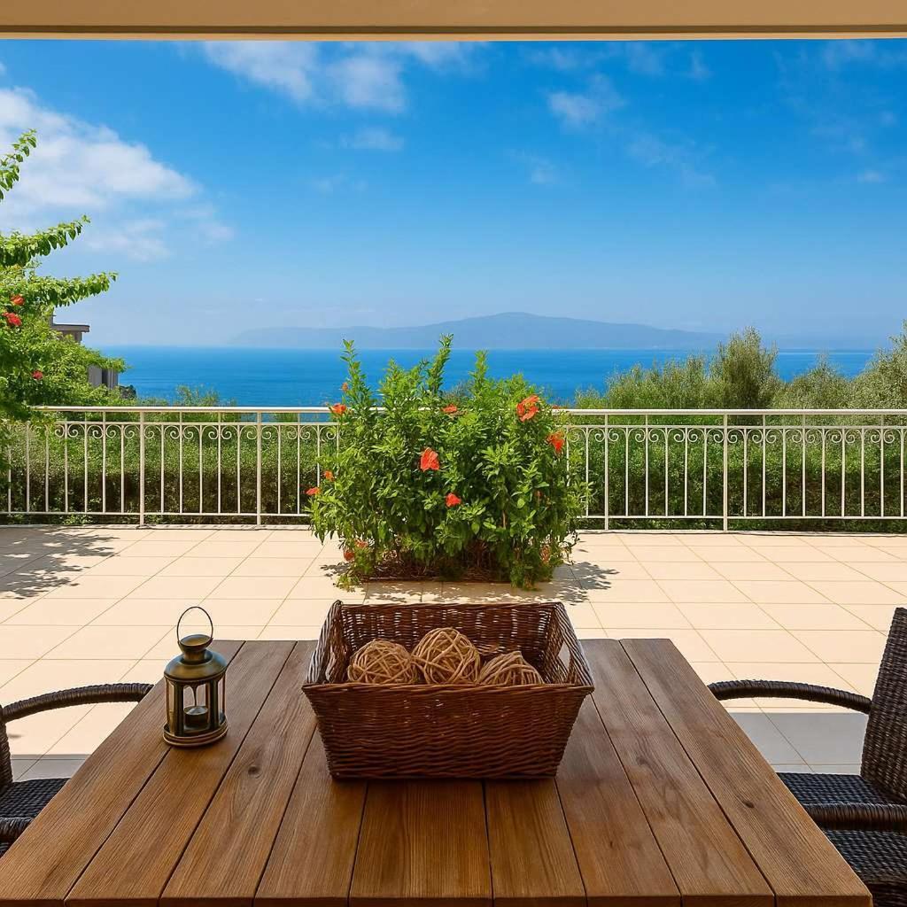 Villa Aigli Fully Equipped Getaway - Seaview Lux Retreat Kalamata Esterno foto
